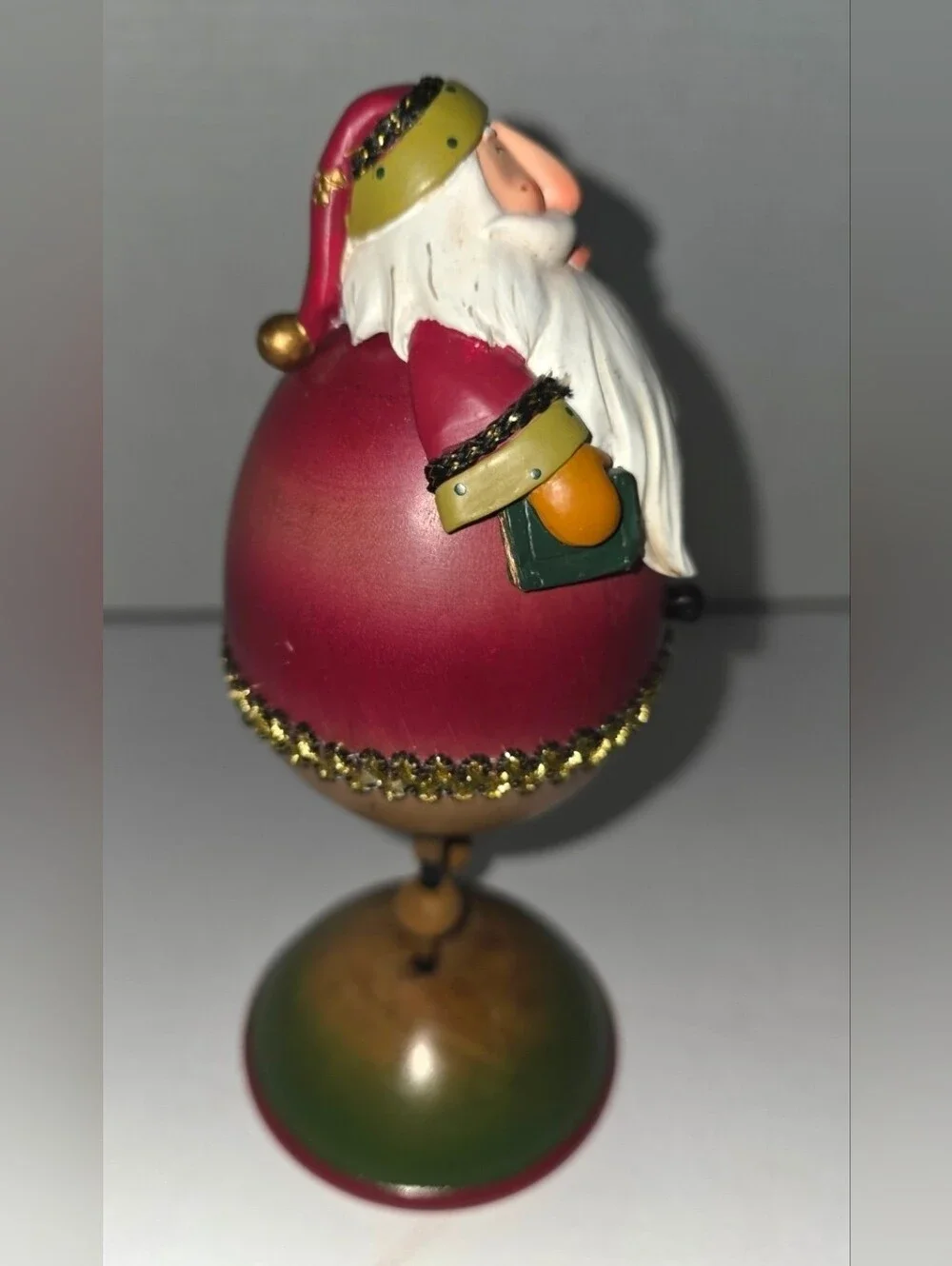 Santa Wooden Egg Shape Body Christmas Holiday Decor Rare Beauty Unique